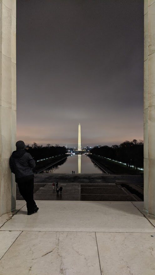 Filipe no Lincoln Memorial, Washington DC